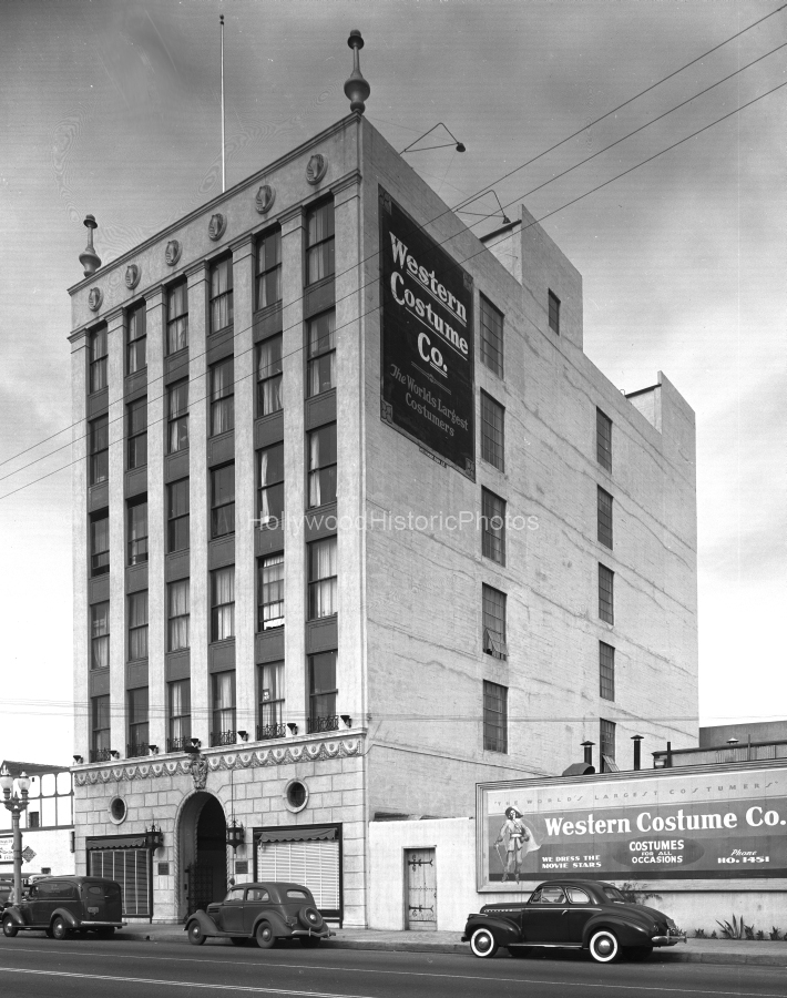 Western Costume Co 5335 Melrose Ave.jpg